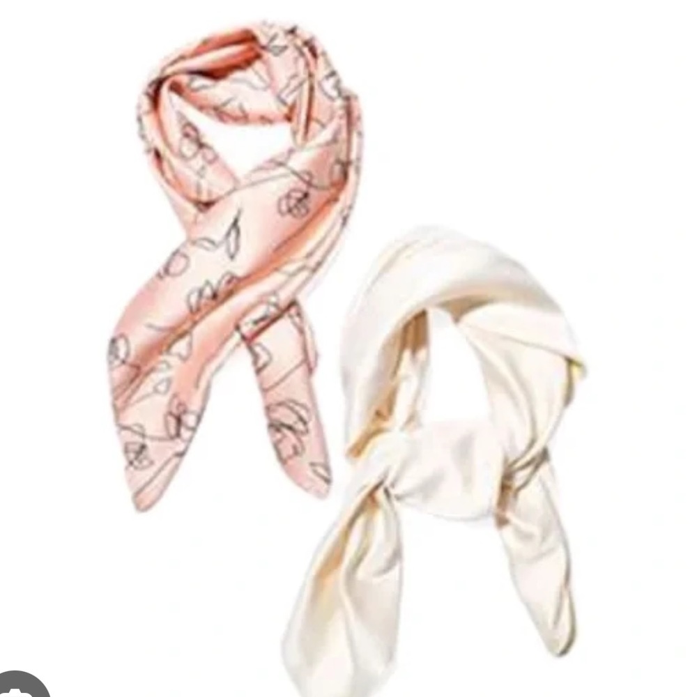 New Lark & Ives scarf set